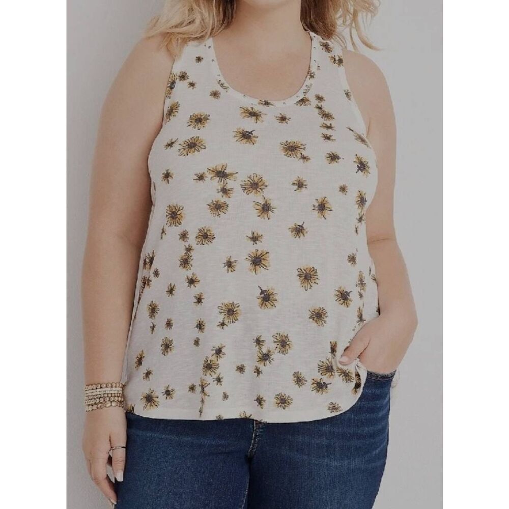 Maurices Womens Starlit Daisey Floral Racerback Tank Top Studded Plus Size 2X (R